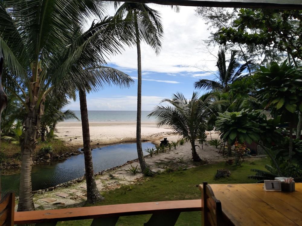 The Sunshine Resort Ko Kut Exterior photo